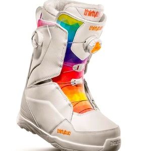 Thirtytwo Womens snowboard boots , Double Boa, White Tie Dye, Size 6.5